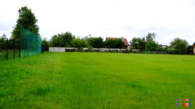 Zdjęcie przedstawiające teren Boiska Sportowego w Dzierżnie